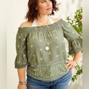 NEW Maurices Off-the-Shoulder Blouse Olive Green Floral Bell Sleeves 0 (14/16)